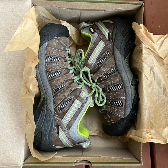Keen Voyageur Outdoor Waterproof Hiking Shoes Womens Size 5 - Picture 8 of 9